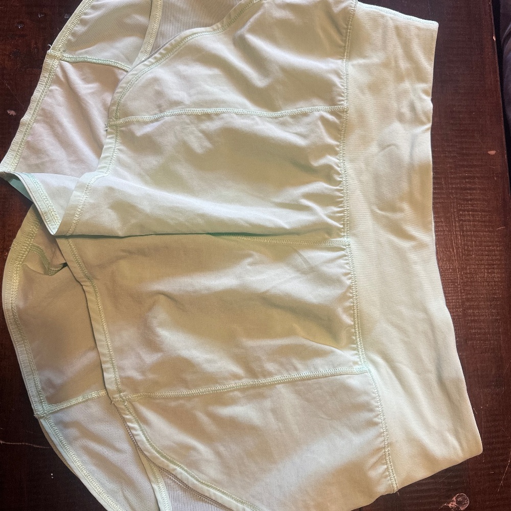 Lululemon Speed Up High Rise Shorts size 4